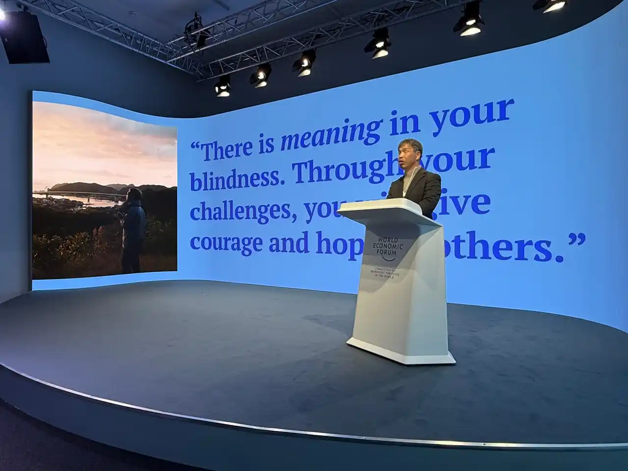 「そして私は生きることを選んだ」ダボス会議（WEF）で全盲の日本人ヨットマン（ブラインドセーラー）・岩本光弘氏がスピーチ　～世界初「HIRO’s CHOICE」単独無寄港太平洋横断プロジェクト～