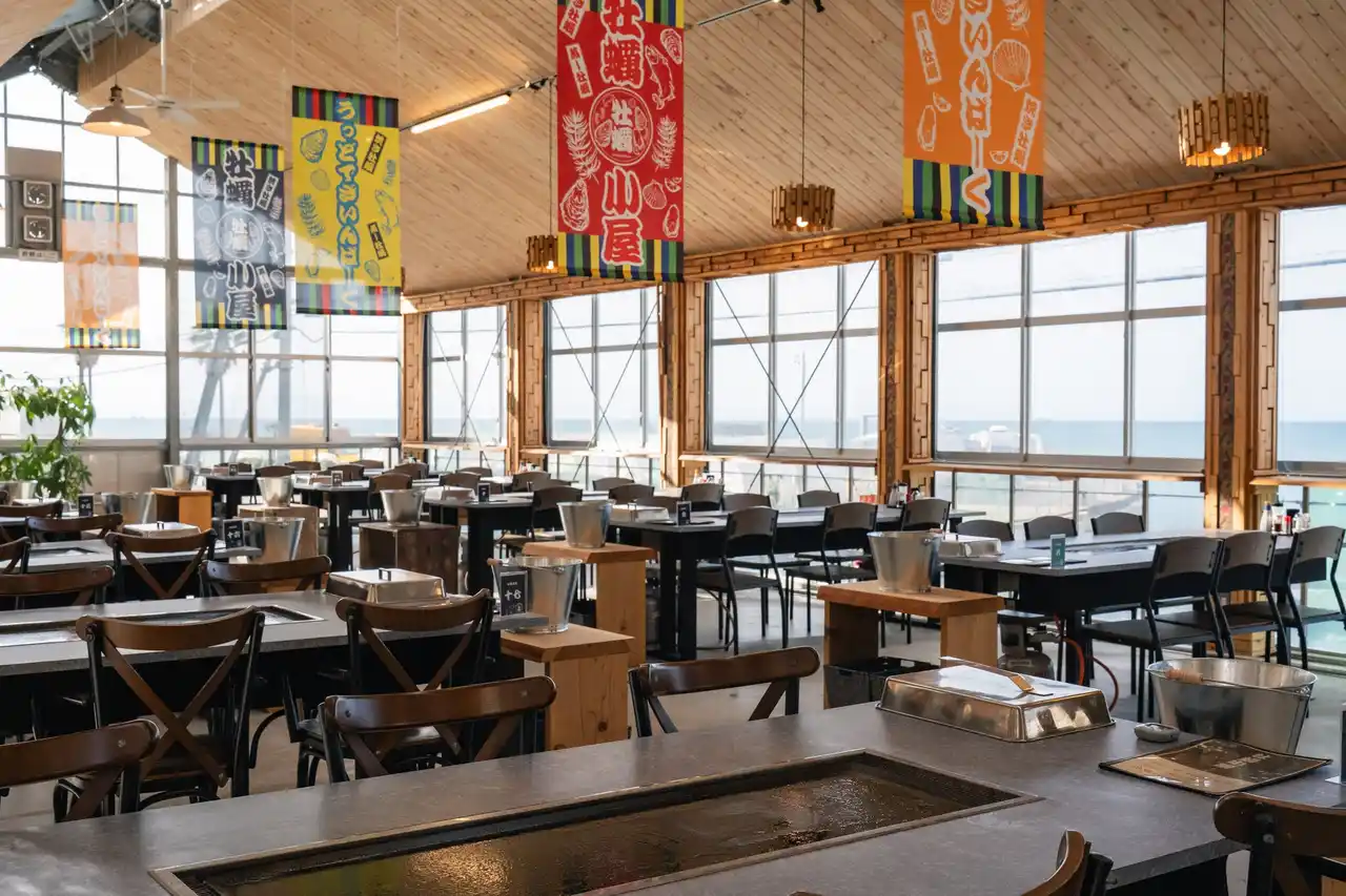 【ウッドデザインパーク株式会社】 せいろで昆布と酒とともに蒸した贅沢海鮮定食「フタフタ」が愛知・知多半島の牡蠣小屋『ウッドデザインパーク野間』で2026年1月26日から提供開始