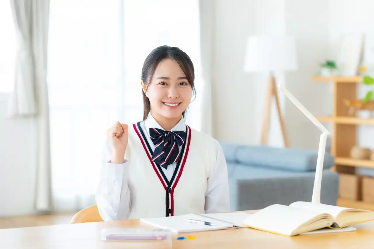 1年間無料利用キャンペーン！【奨学生限定】合格自習室イーミックス 受験生・資格試験挑戦者必見！通常171,600円相当が完全無料になる夢のようなキャンペーンが始まります。