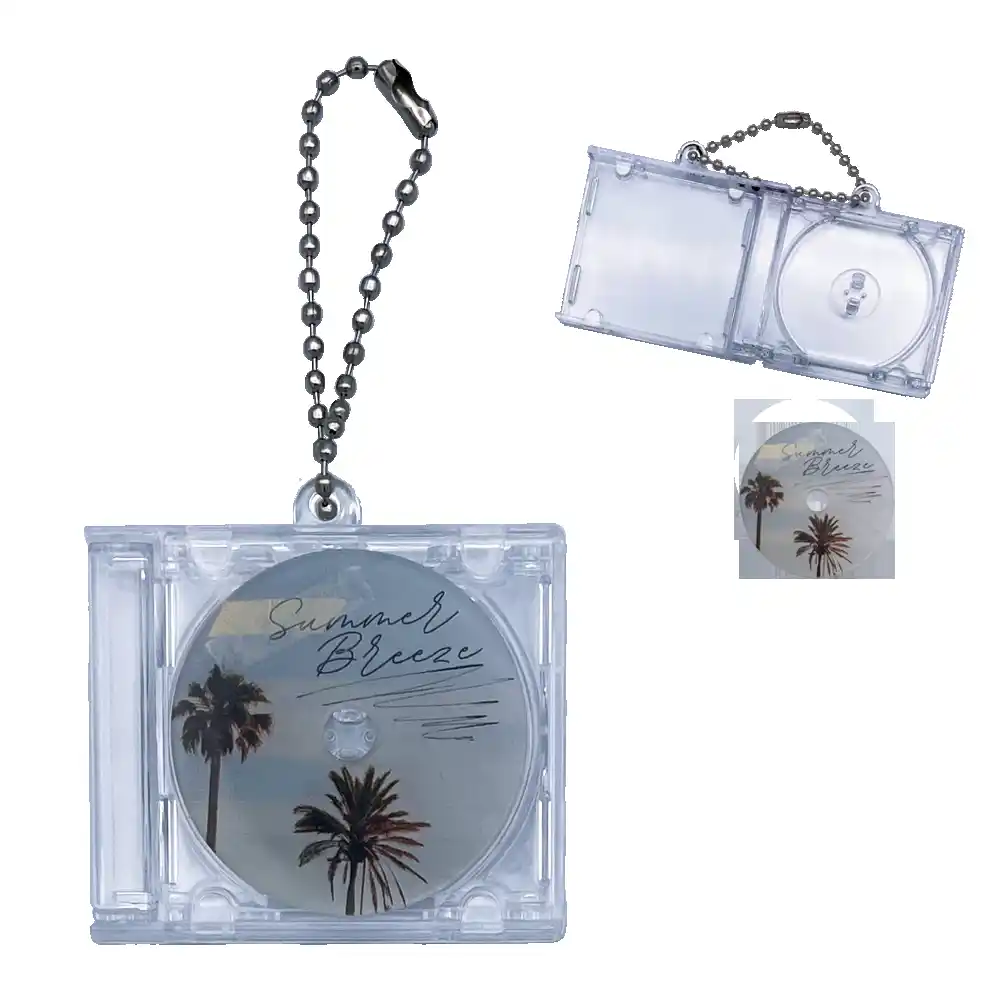 【丸井織物株式会社】 UP-Tから本物そっくりなミニCDケースキーホルダーが新登場！