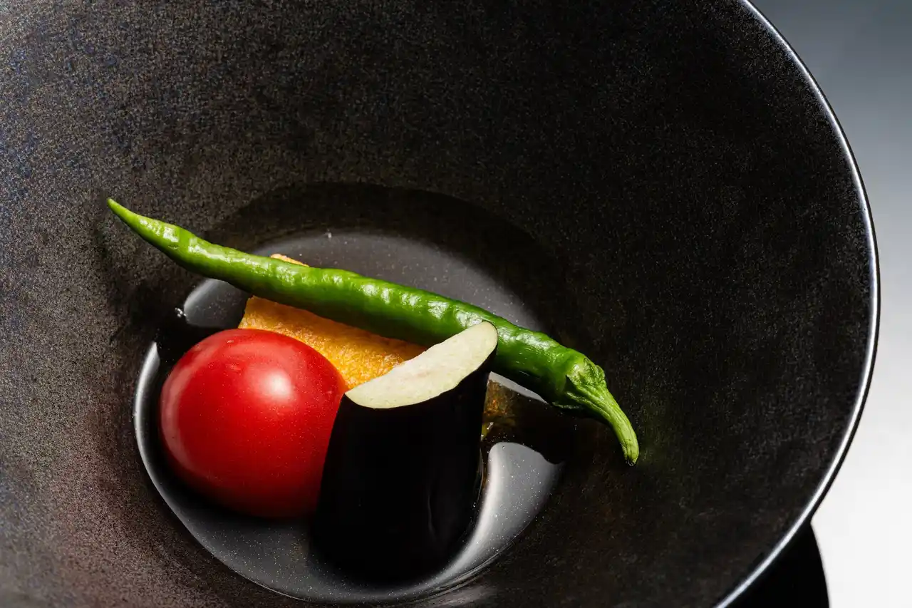 【株式会社関屋リゾート】 SEKIYA RESORT GALLERIA MIDOBARU “和の夕食×洋の朝食”を味わう特別宿泊プランを販売開始