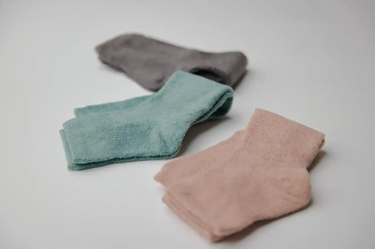 クーラーが影響？冬物が夏に売れる？　レッグウォーマーが約8倍の売上を記録！