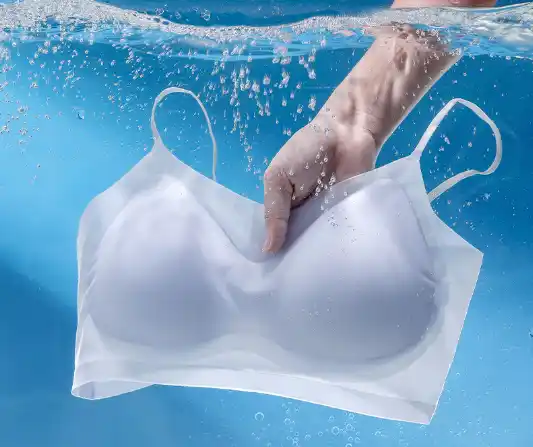 【Yiwu Yuuto Import & Export Co., Ltd】 夏冷感ポンチョ、冷感帽子、下着ナイトブラ、UVパーカーの新規取引募集を開始いたしました。