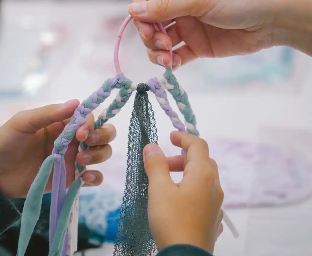 【株式会社ワコール】 ワコール本社にて「キッズお仕事体験」を開催。京都府知事も来訪し子どもたちと交流