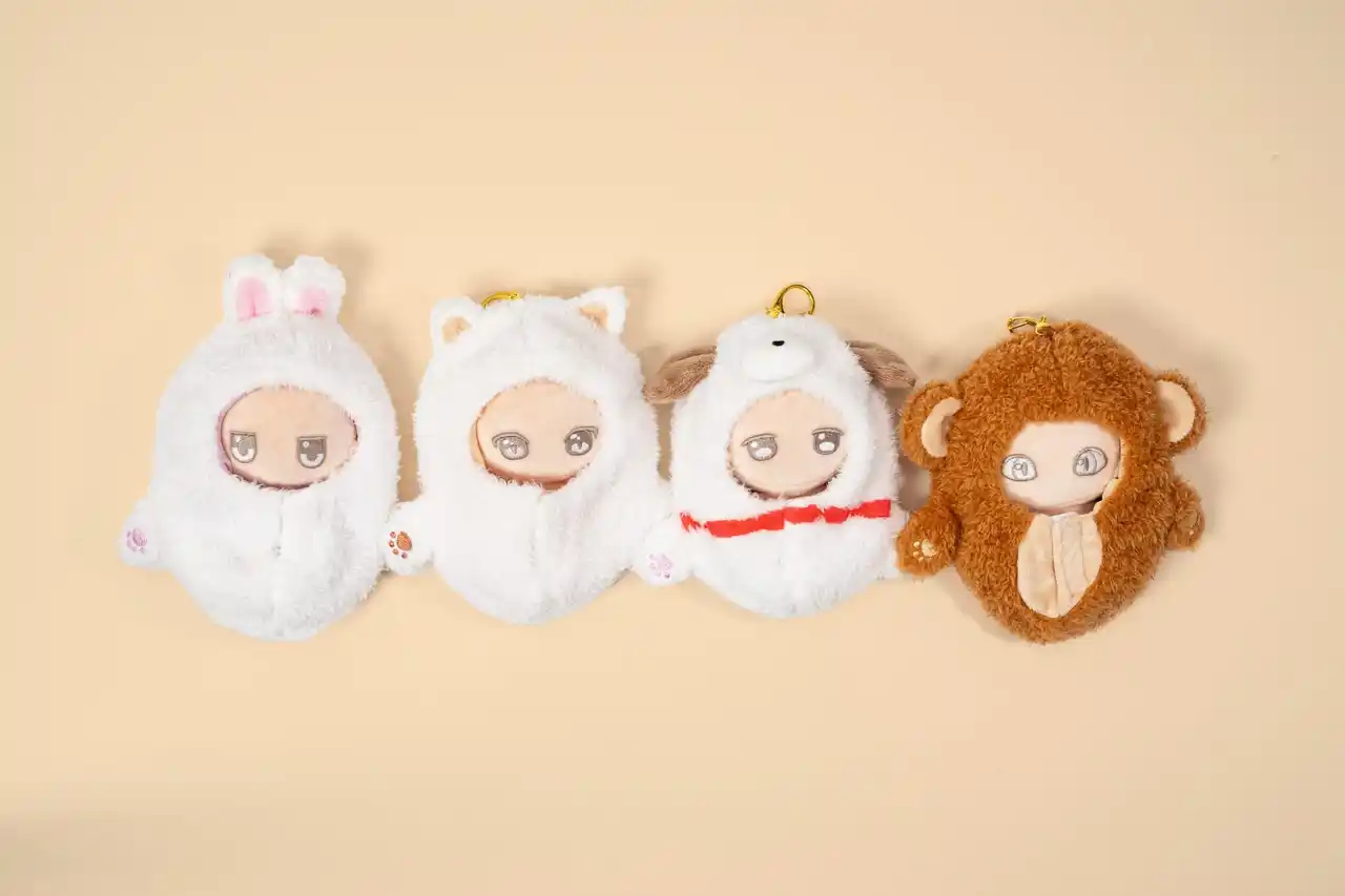【手と手がつながる つなぐるみん】ぴたっと手をつなげるぬいぐるみ用着ぐるみキーホルダーがヴィレヴァンオンラインに登場！
