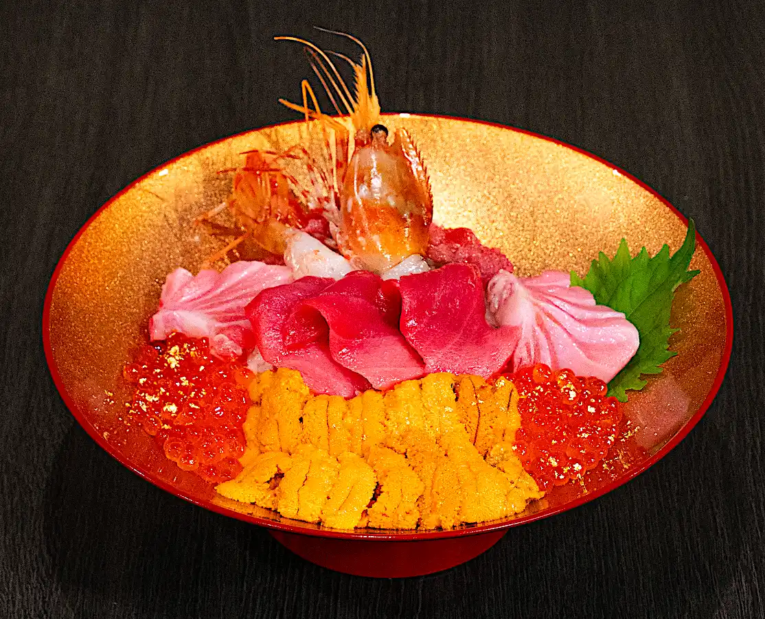 格差広がる！？ 約 2 万円の超高級な海鮮丼にも余裕で「No Problem」