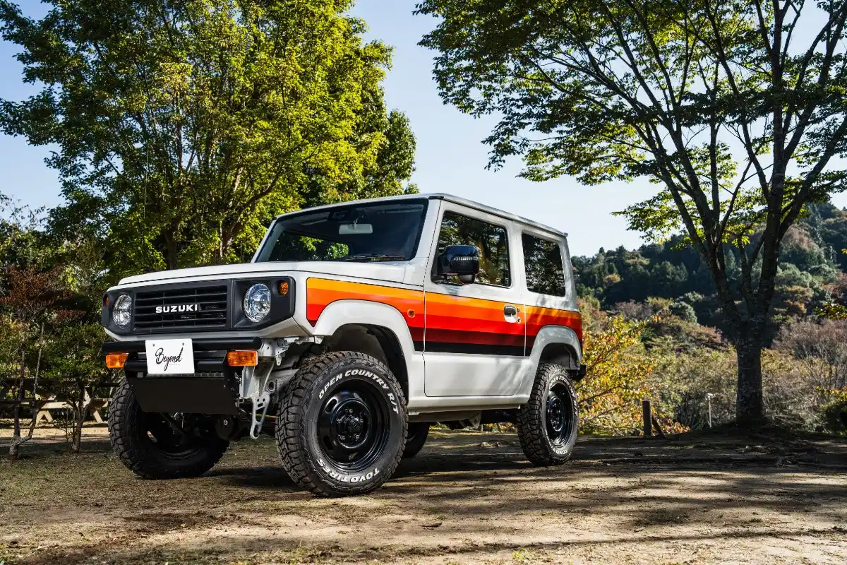 ジムニー専門パーツブランド BEYOND JAPAN、新カスタムスタイル「CODE26」を発表！