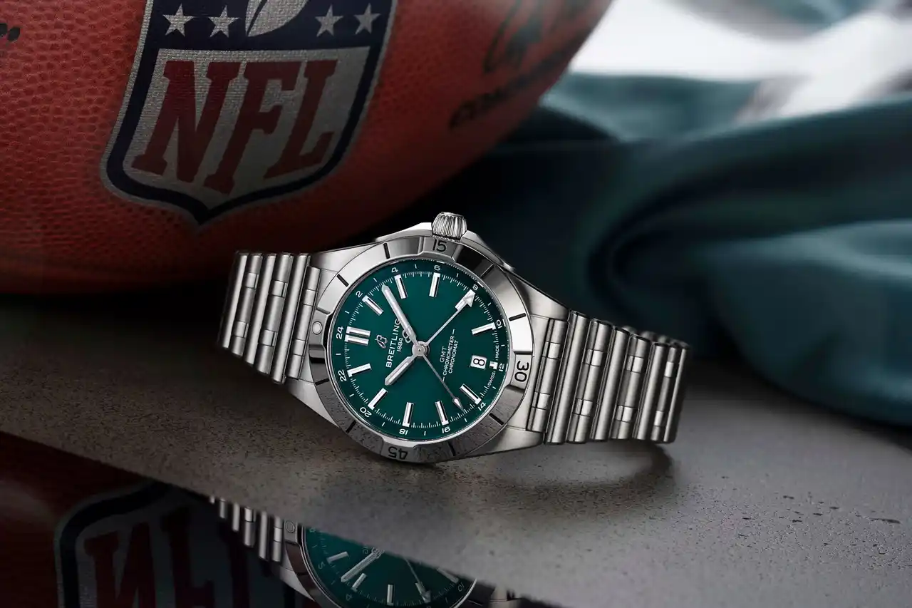 【ブライトリング・ジャパン株式会社】 ブライトリングがナショナル・フットボール・リーグ（NFL）の公式タイムピースパートナーに就任