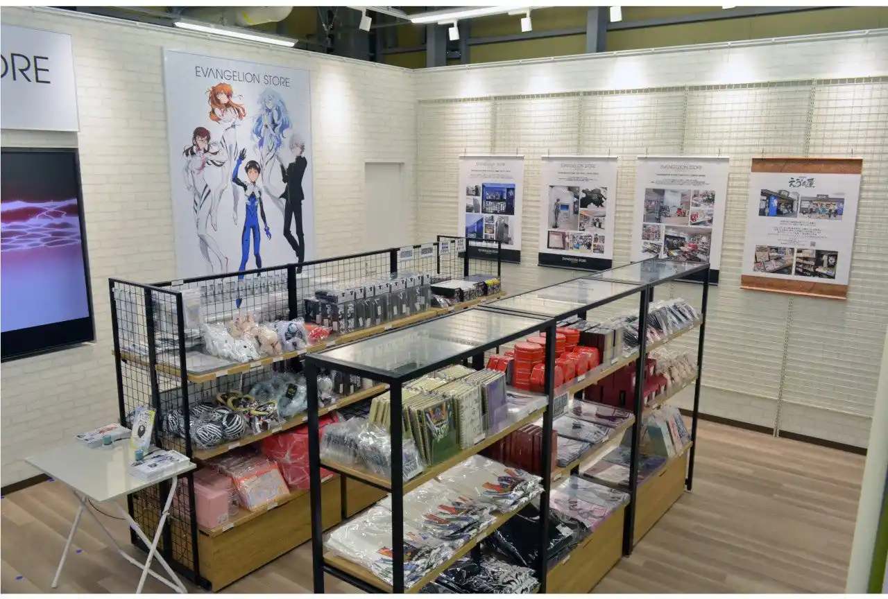 【株式会社アニメイト】「アニメイト大阪・関西万博店」POP-UPスペース第8弾「EVANGELION STORE」が7月31日まで開催中！　スペース内の様子を写真とともにご紹介!!