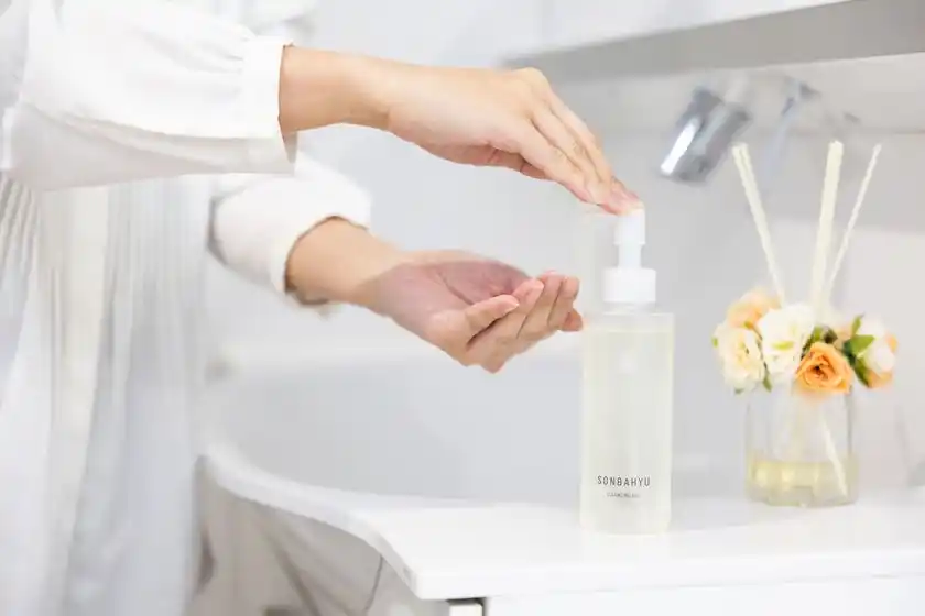 馬油40％配合した使いやすいポンプ式