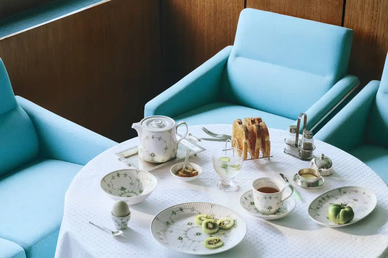 【ロイヤル コペンハーゲン】アルネ ヤコブセンが愛したグリーン