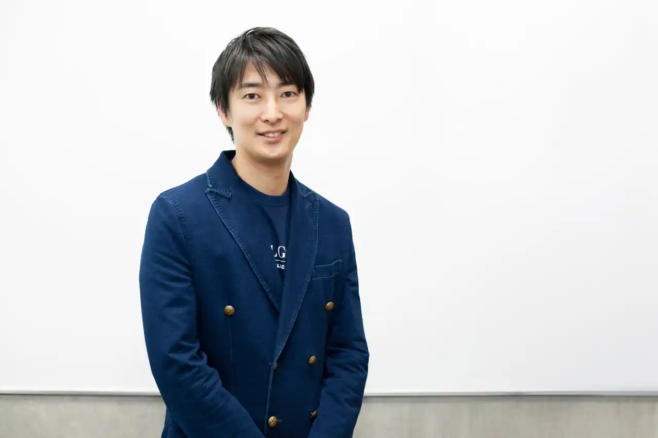 ウィルゲート社、『CEOクローン』導入で「吉岡諒クローン」を実現。営業力を無制限に拡張するAIコンテンツマーケティングを使った新施策を開始