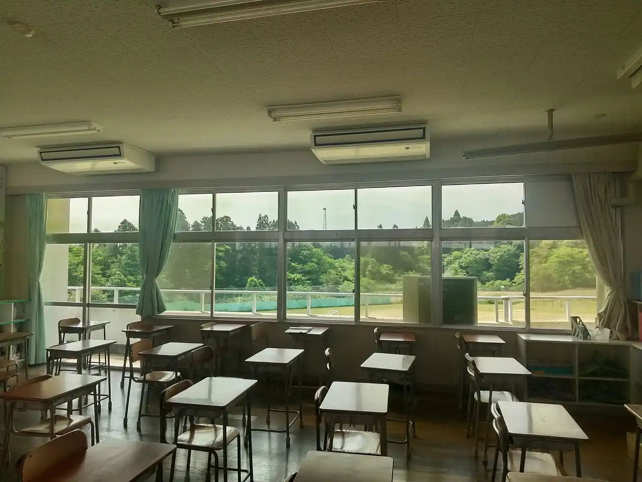 【株式会社はせがわ環境開発】 まぶしさをカットする窓ガラス用コーティング剤『Smart Coat(R) eyecare』本日より全国販売開始