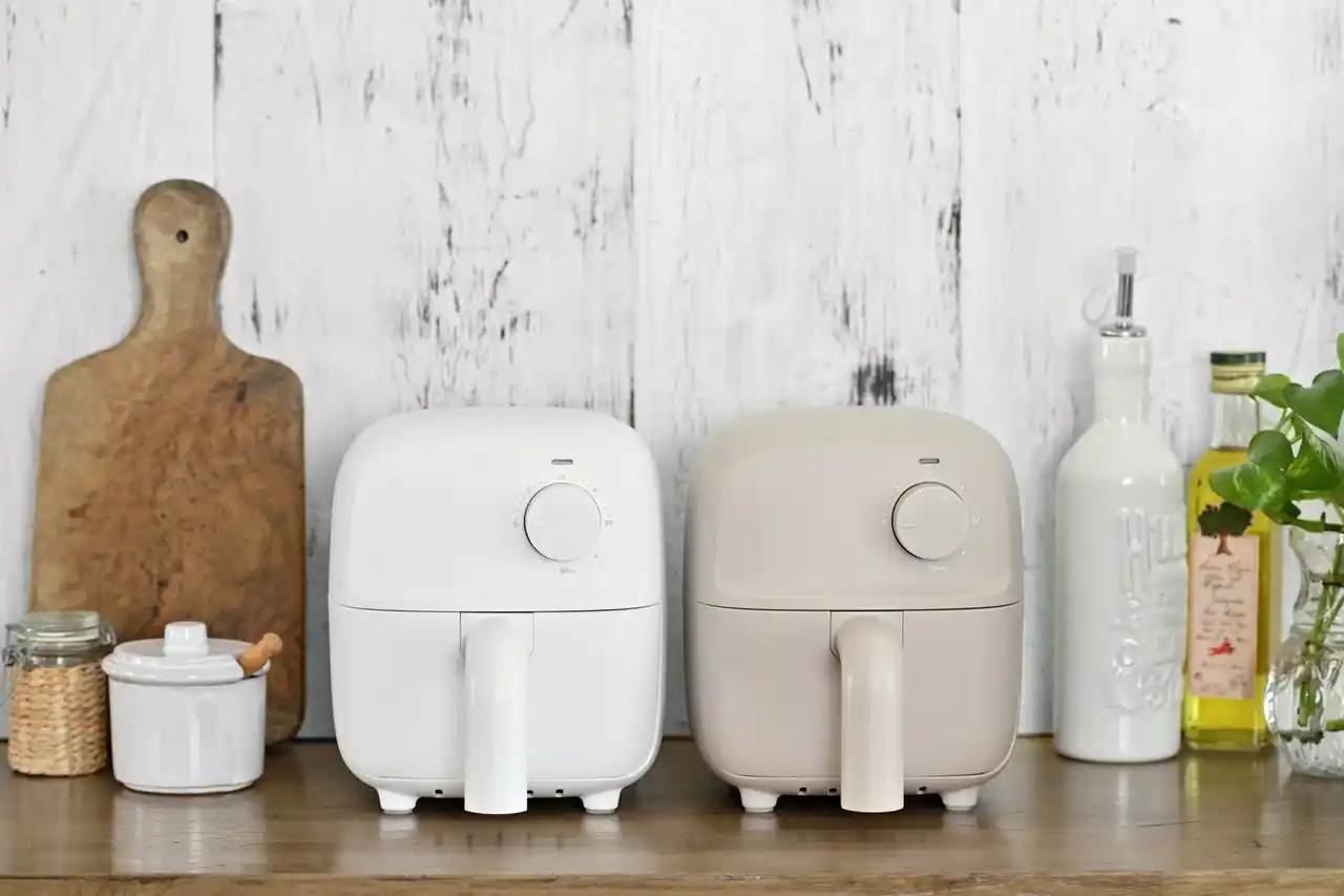 【CCP】 お弁当や１人分のちょっと使いにぴったりサイズなエアフライヤー『ミニフライオーブン Piku Pot (ピクポット)』発売