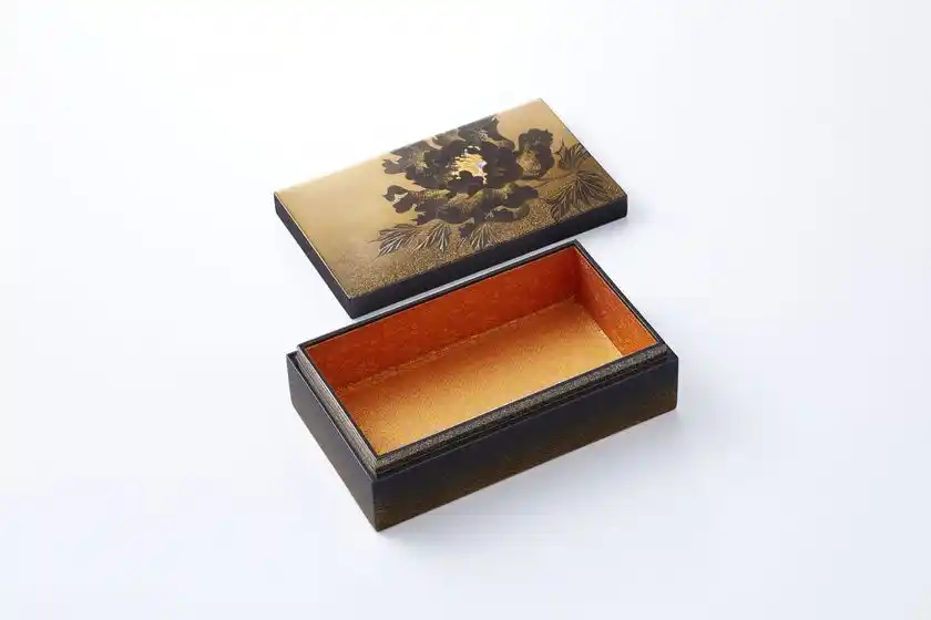 <輪島塗> 牡丹宝石箱 550,000円(現品限り)