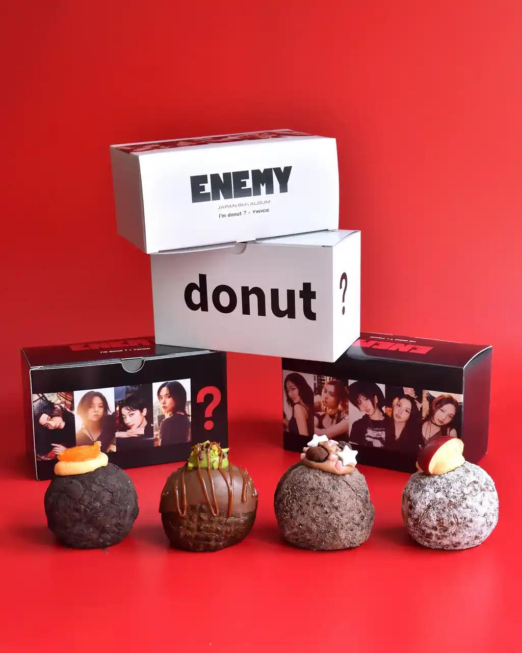 【株式会社Tixplus】 TWICEと生ドーナツ専門店「I’m donut ?」のコラボレーションドーナツセットが期間限定販売！チケプラでの商品引換券受付中！
