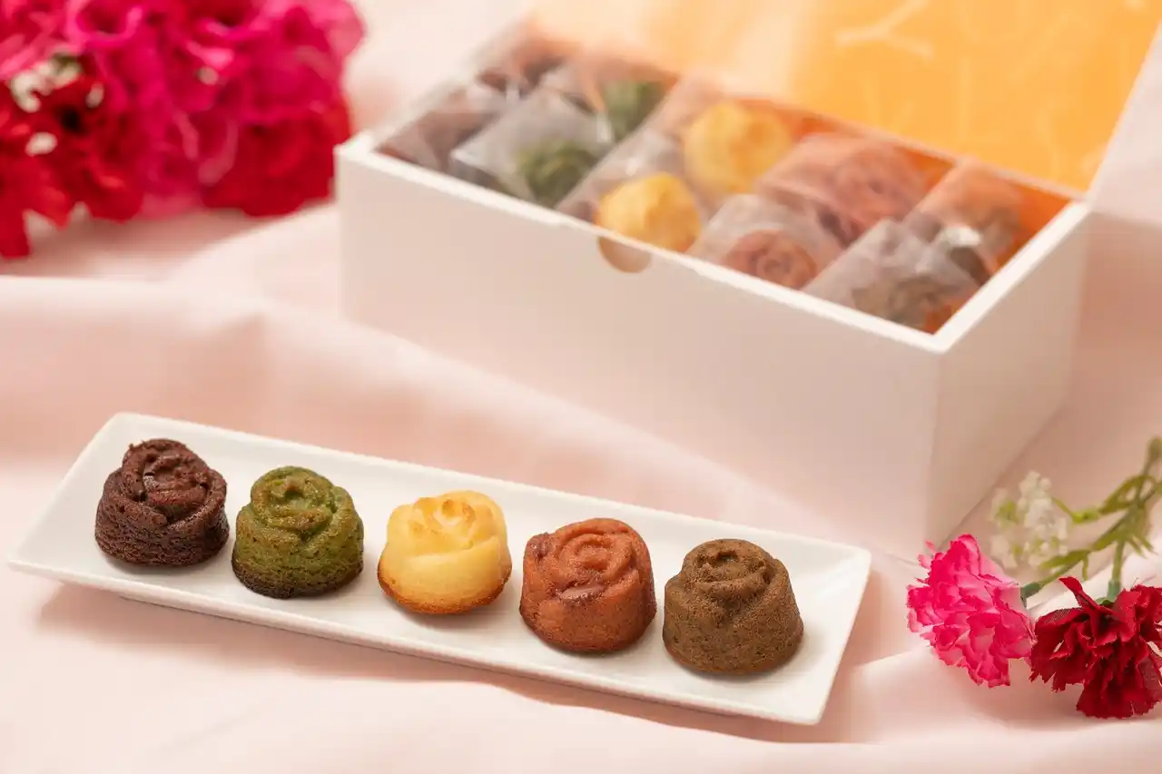 【ホテル日航プリンセス京都】母の日を彩る『ローズフィナンシェ』を5月1日より販売