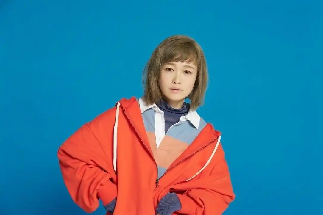 【日本コロムビア株式会社】 シンガーソングライターNakamuraEmi 9月6日(土)に地元・厚木で開催するワンマンライブのゲストにMummy-D (RHYMESTER) がゲスト出演決定！！