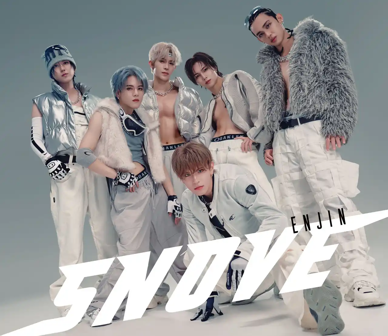 【吉本興業株式会社】 ダンス&ボーカルグループ【ENJIN（エンジン）】写真展「ENJIN～SNOVE展～」の開催が決定！