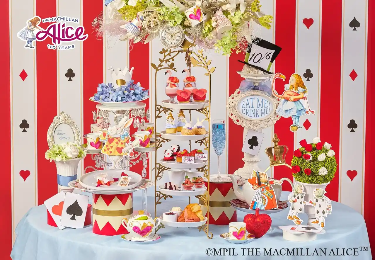 “不思議の国のアリス”の甘いお茶会へ誘う『アリスのストロベリーアフタヌーンティー』全国5都市で期間限定販売