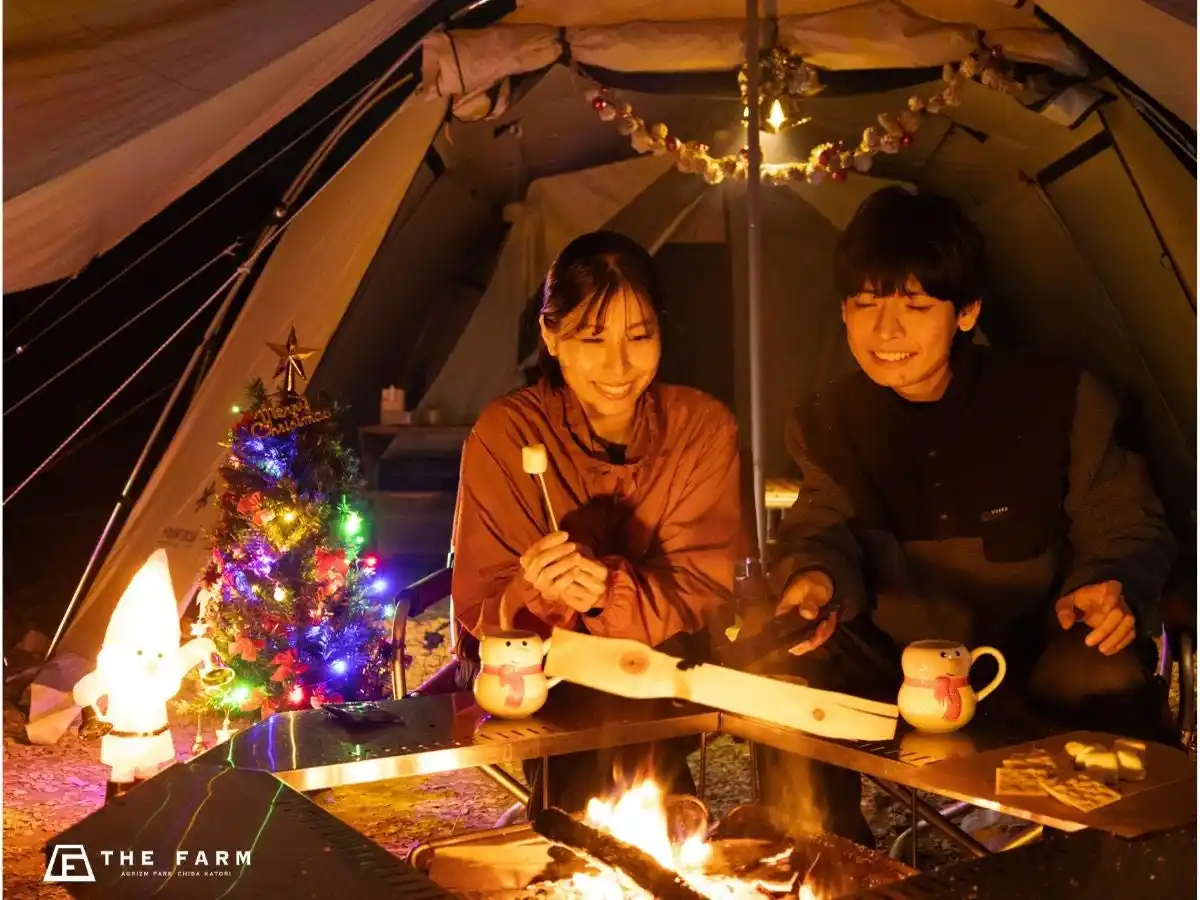 【クリスマス冬キャンプ】モノより“記憶に残る体験”を。農園リゾートTHE FARMの焚き火と温泉でぬくもる夜（千葉）