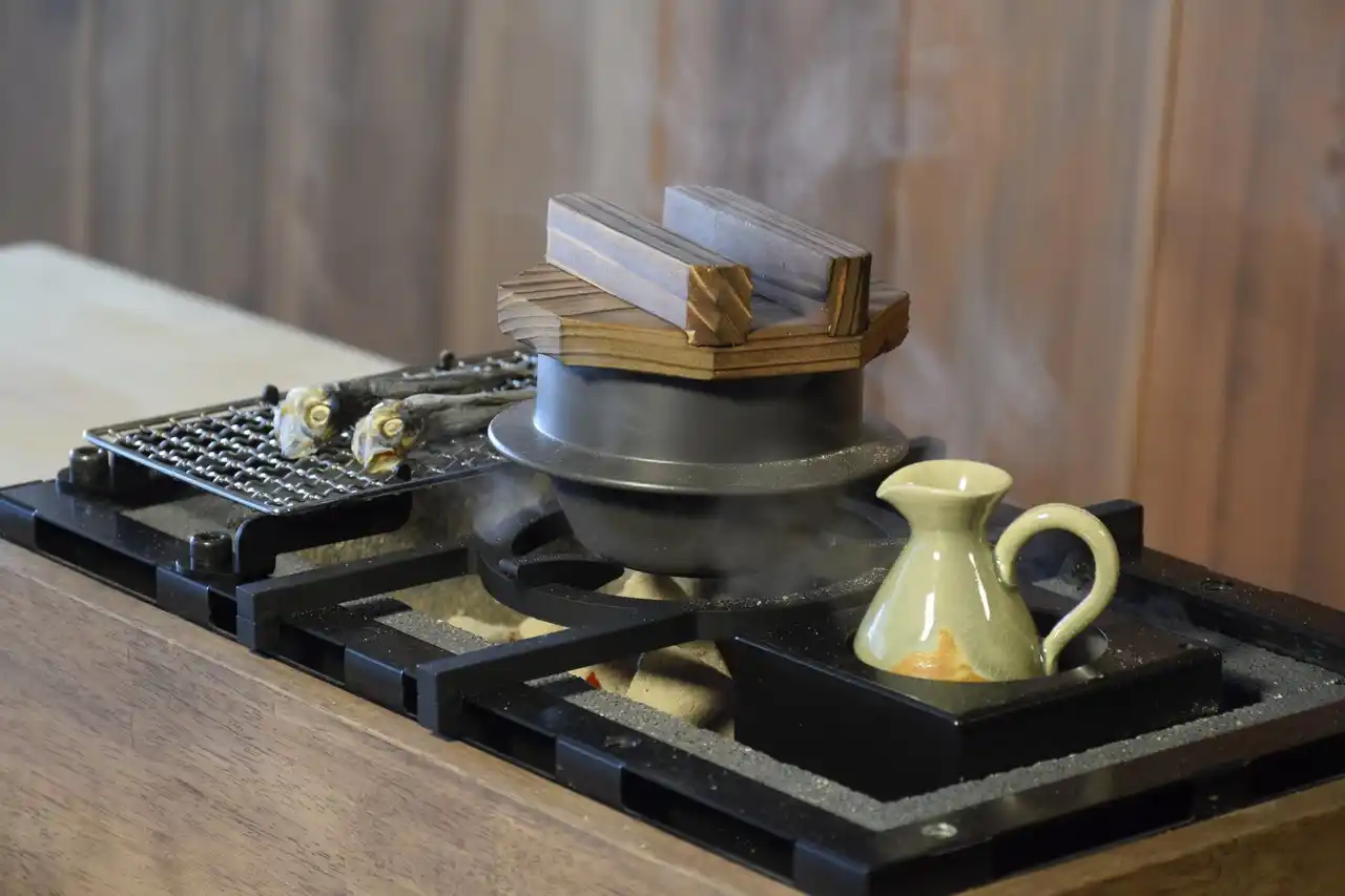 家で楽しむ、小さな囲炉裏の贅沢。