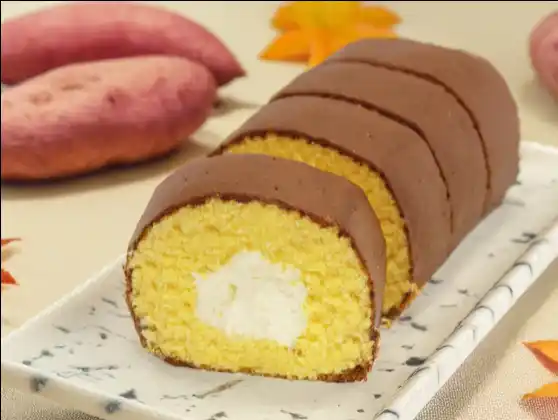 【株式会社サンラヴィアン】 焼き芋ブームに新提案！“糖度47度”のブランド芋「紅天使」を使用カステラ生地のロールケーキ 『黄福ろうる 紅天使』 新発売