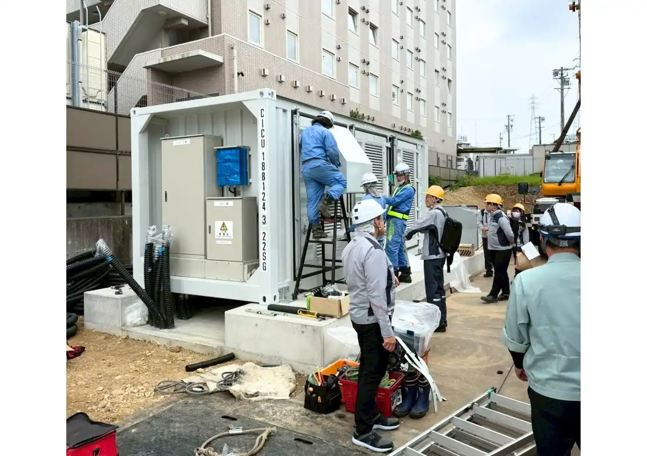 【日本蓄電池株式会社】静岡県磐田市にて系統用蓄電施設「NC磐田市見附蓄電所」蓄電池設置開始