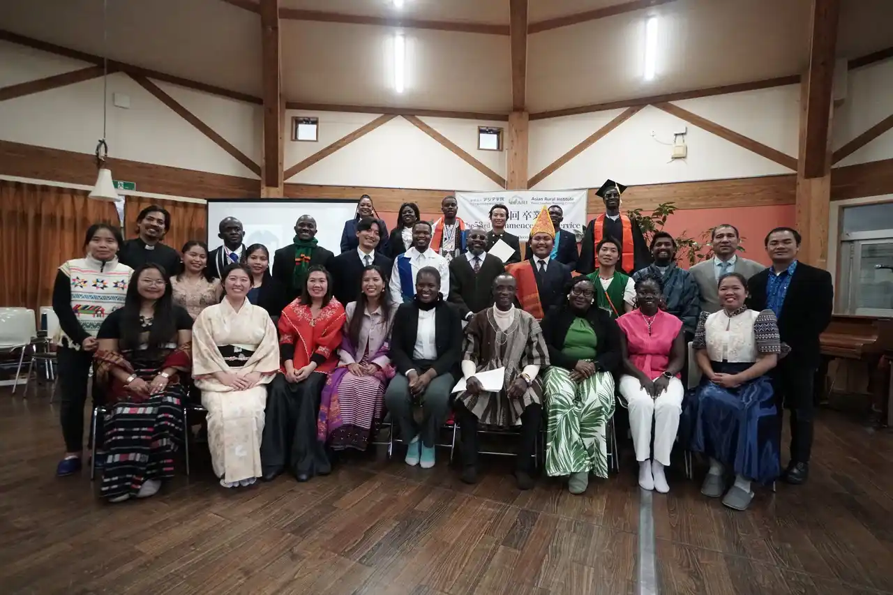 【学校法人アジア学院】 卒業・帰国 - 2025年の皆さまのお支えに感謝いたします！