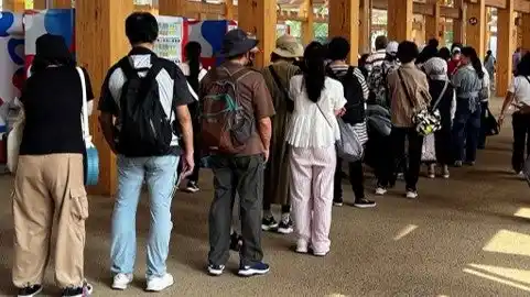 【ピーコック魔法瓶工業株式会社】 大阪・関西万博の給水機に魔法瓶メーカー（象・虎・孔雀）集結！？給水機の効用でマイボトル携行への行動変容実証