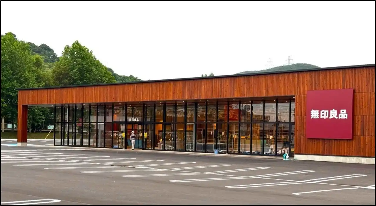 【日鉄興和不動産株式会社】 西胆振を代表するショッピングセンター『MORUE（モルエ）中島』第IV期 西胆振初「無印良品」が2025年8月竣工、9月5日（金）オープン