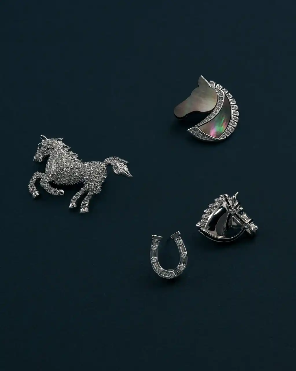 【株式会社ヴァンドームヤマダ】 【ヴァンドームブティック】2026年干支・午、新年を祝う「馬」モチーフアクセサリー