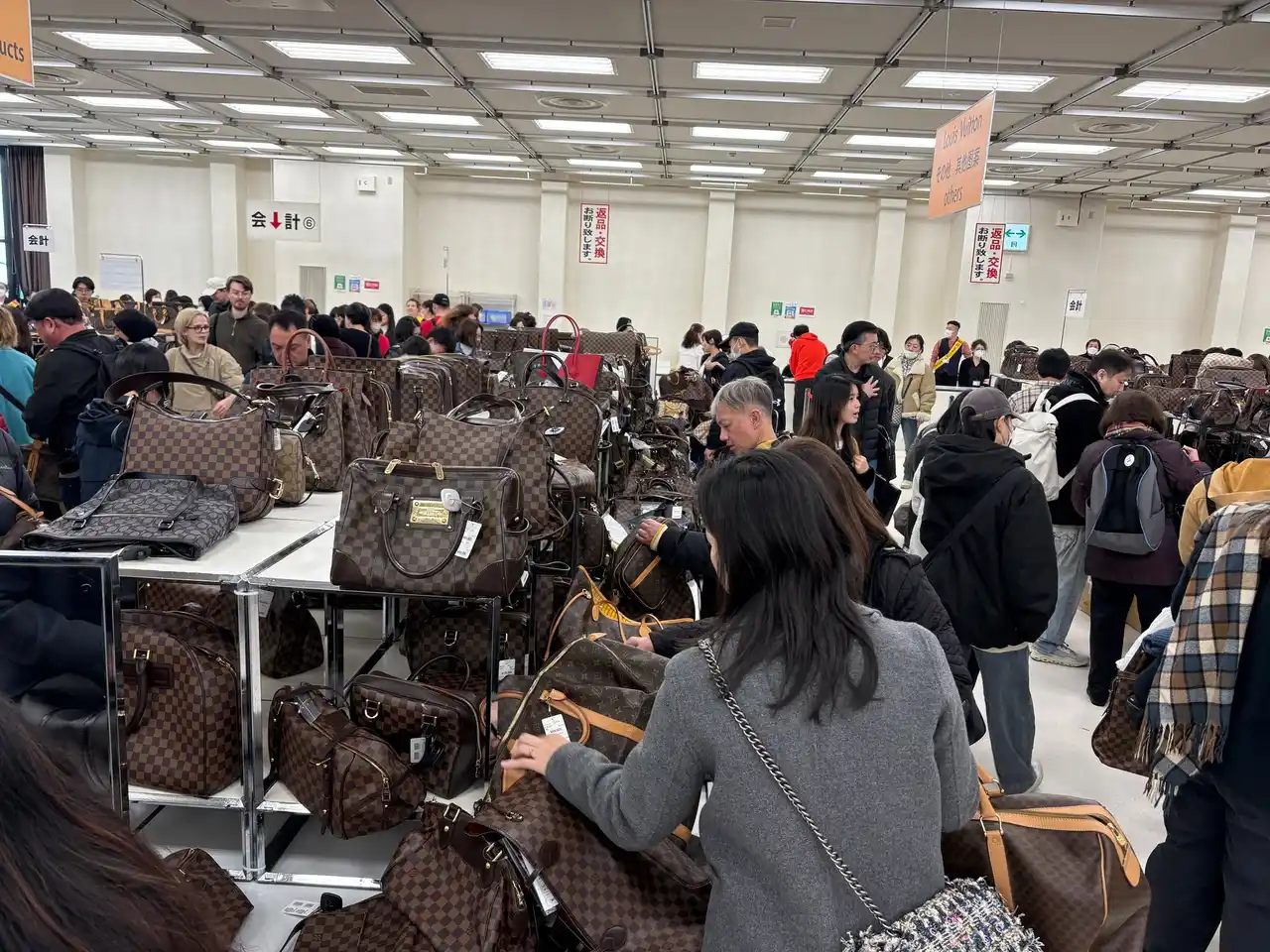 来場者の7割が外国人！『シッチーのチャリティフェア』が6月5日から開催