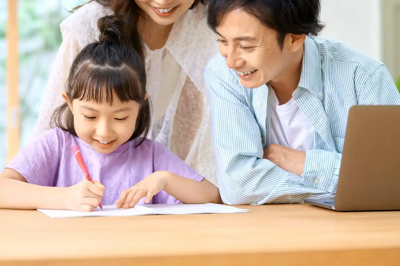 【新サービス】「今、この瞬間の対応に困っている」保護者を24時間365日サポート！発達障害・ギフテッド児の保護者向けAIペアトレコーチ「りるかmimo」をリリース