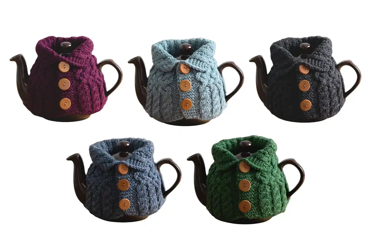 【株式会社H.I.T.】 【2025AW】英国陶器ブランド「LONDON POTTERY（ロンドンポタリー）」から冬の新色 ニットティーコージーが登場