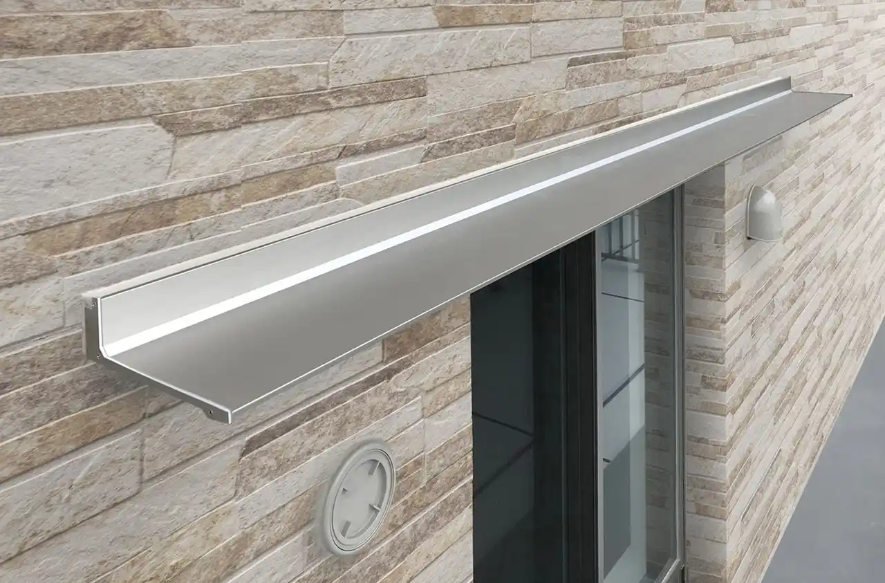 【株式会社ダイケン】 木造住宅に後付け可能！シンプルでシャープな「アルミ製 小ひさし」新発売