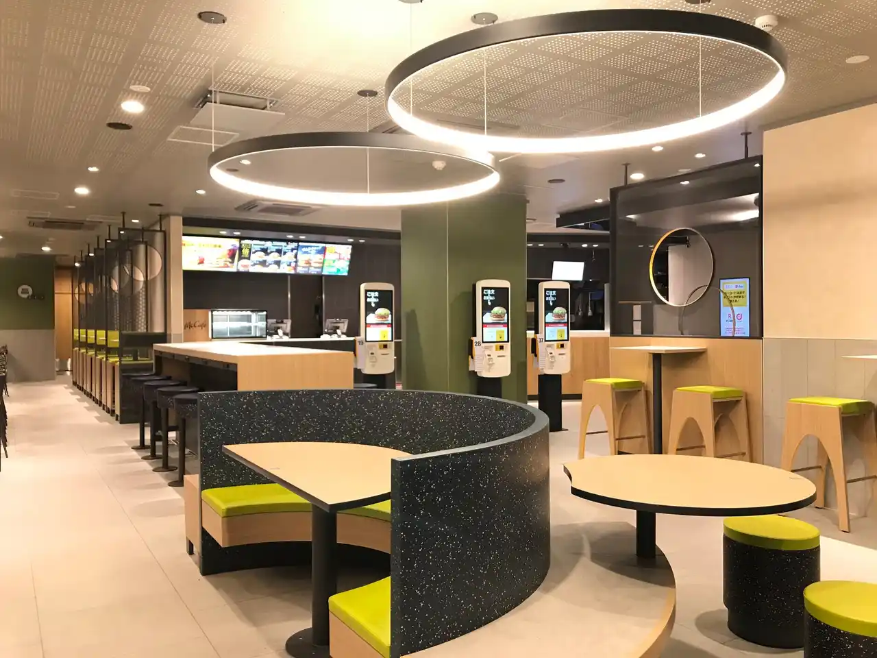 【株式会社アトレ】 【アトレ大森】JR大森駅直結のアトレ大森3Fに「マクドナルド」と「クリスピー・クリーム・ドーナツ」の2ショップが8月にNEW OPEN！