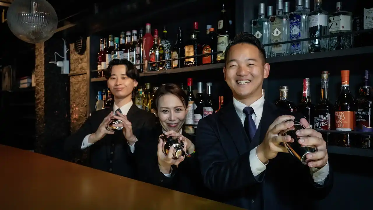 【 BAR 六本木ウイスキーサロン】 静谷和典が手がける「Bar 六本木ウイスキーサロン」が【8月1日】グランドオープン。完全英語対応、海外ゲストも安心の体制で営業を開始