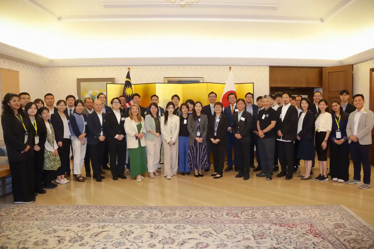 【NINZIA】 【NINZIA マレーシア展開】在マレーシア日本国大使公邸にて「NINZIA BOSAI 欧風カレー」の試食提供を実施。