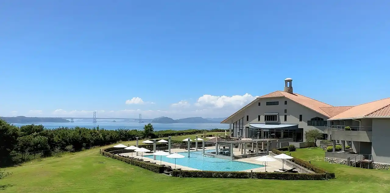【ホテルアナガ】 まだまだ終わらない夏の淡路島でリトリート体験。9月まで楽しむ、名残り鱧とホテルアナガのサマーリゾートプログラム