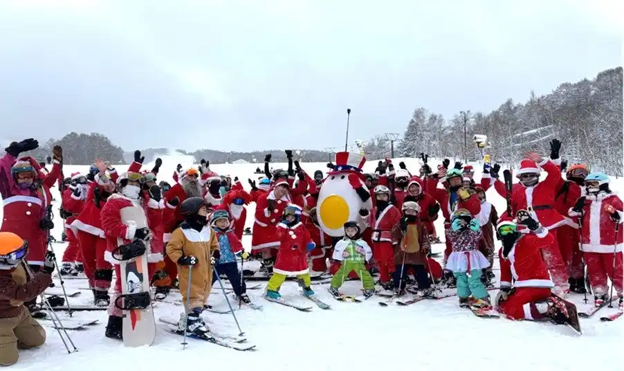【東急リゾーツ＆ステイ株式会社】 サンタやトナカイのコスプレでリフト代無料　「クリスマスinハンターマウンテン塩原」 2025 年 12 月 24 日（水）に 1 日限定開催