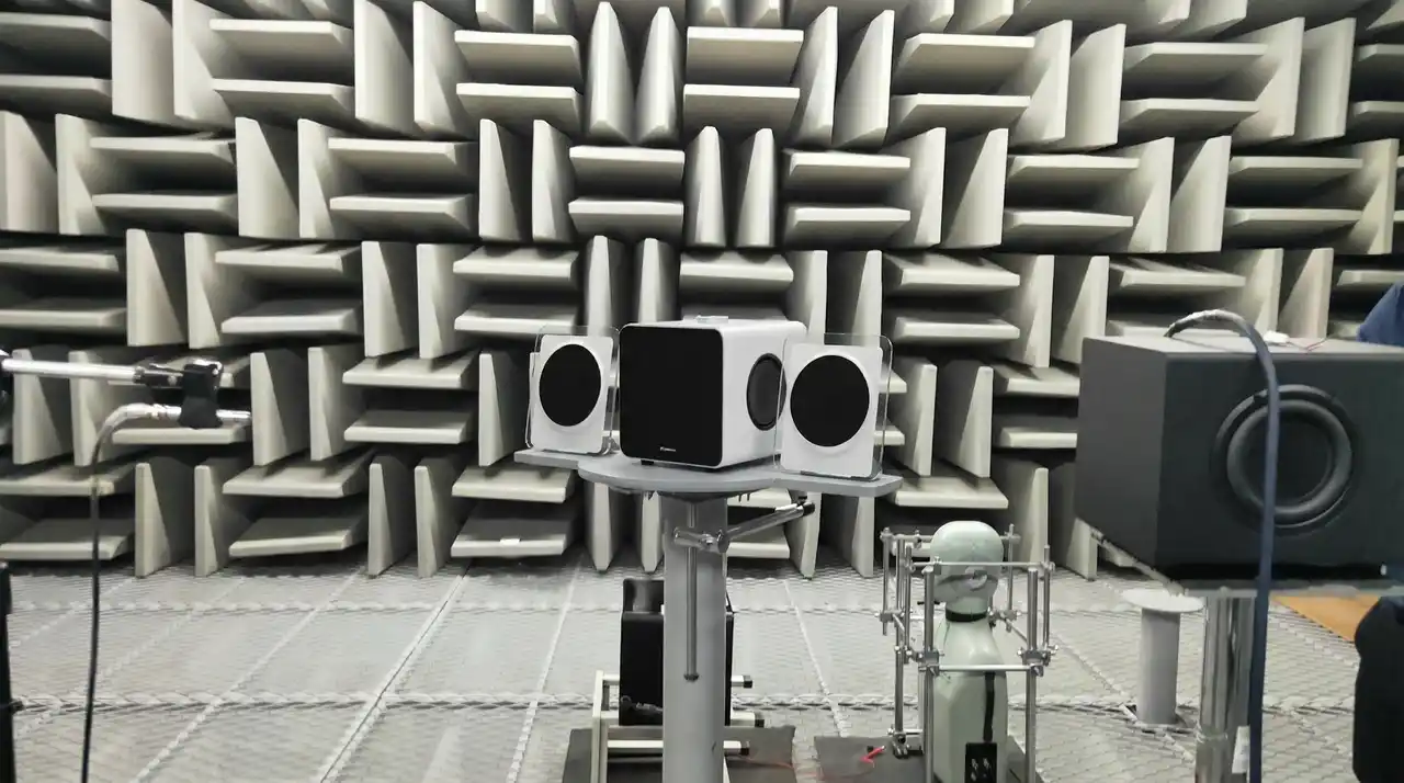 Nakamichi平面磁界型スピーカー「Krystal Sound Station」試作ユニットの音響特性評価結果を公開。