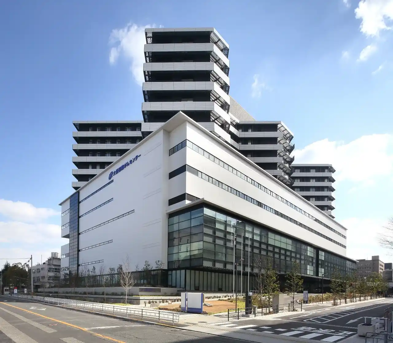 【株式会社ルネサンス】 大阪国際がんセンターとルネサンスが共同で入院中のがん患者のための運動チャンネルを開始