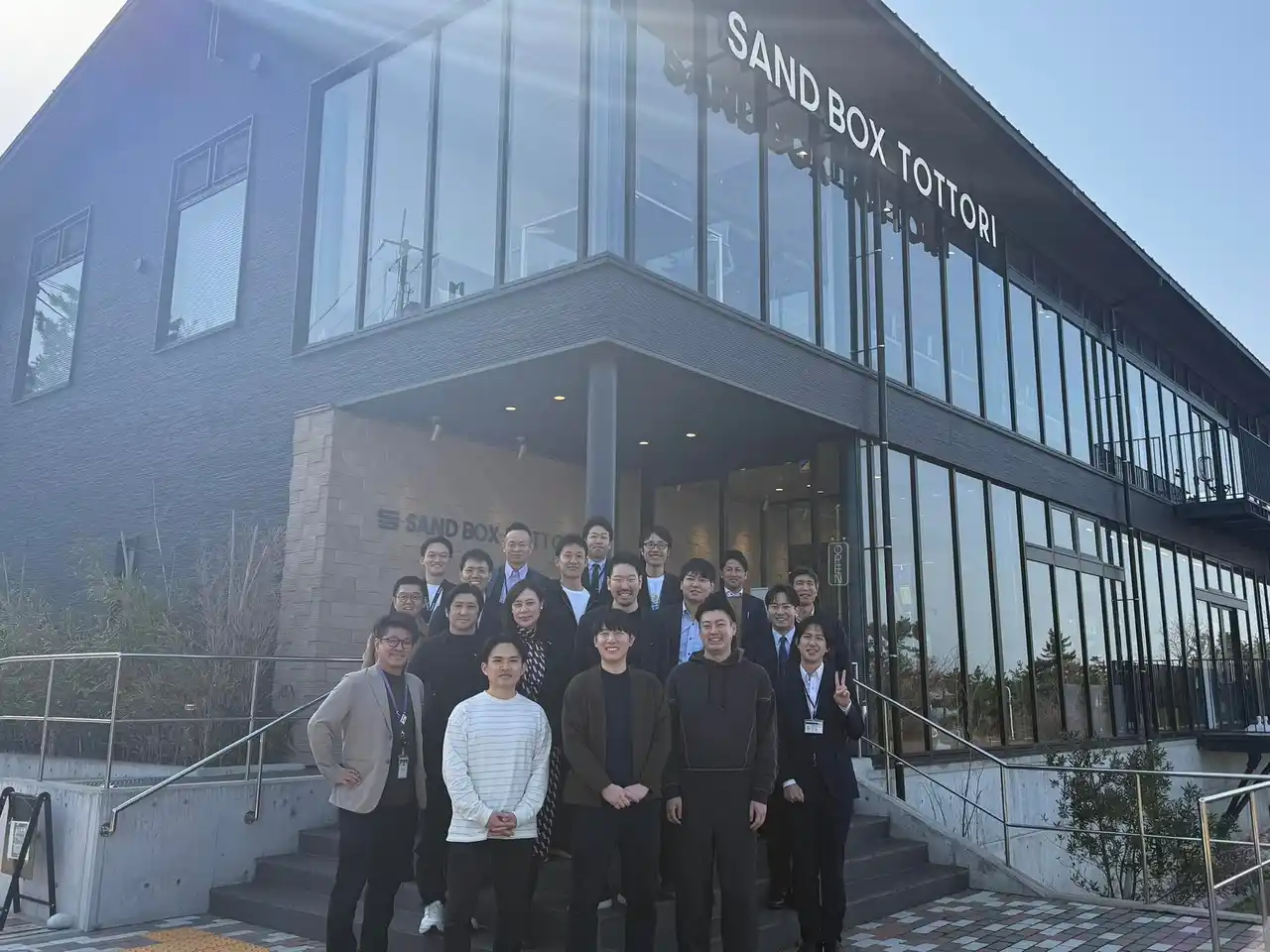 内閣府「地テレ共創ハブ」初の地域視察ツアーが鳥取市で実現。官民連携に熱意のある企業11社、3自治体が参加。