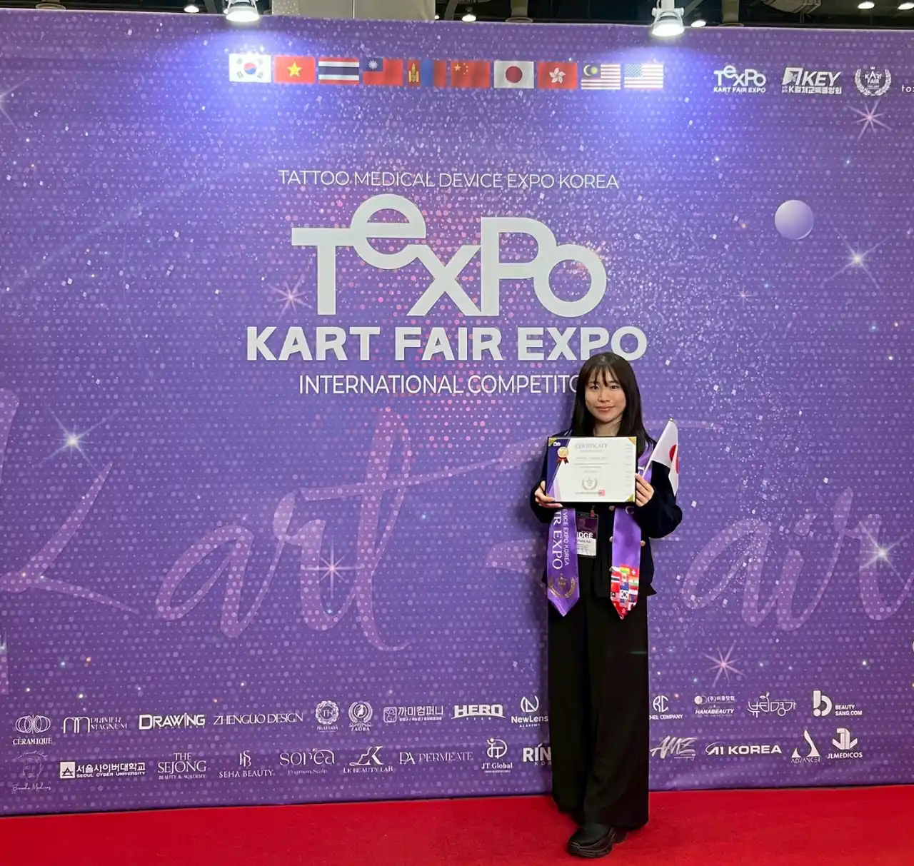 薄毛・抜け毛に特化した頭皮アートメイクブランド「One Hair Artmake」から、美容大国 韓国で開催された『KART FAIR フェスティバル』に吉田れいが審査員として参加。