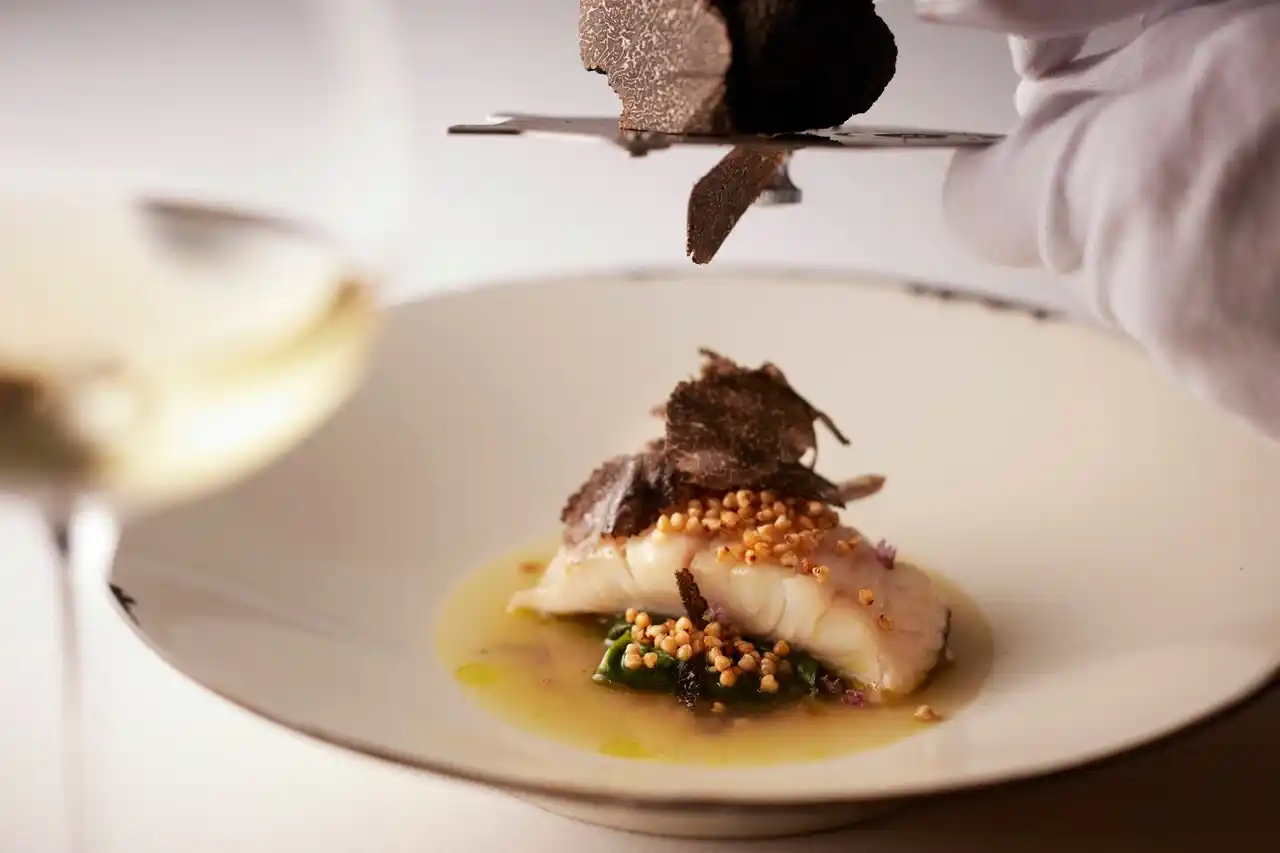 【テール・ド・トリュフ 東京】8・9月限定コース　蕎麦の実とトリュフの饗宴