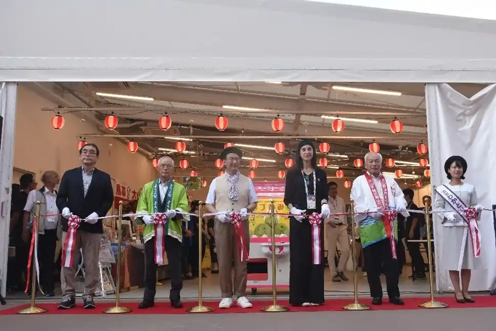 【鳥取県】 鳥取県を代表する旬のフルーツ「梨」を食・ゲームで体感本物の梨を掴み取り！「梨クレーンゲーム」が大阪・関西万博に初登場「とっとりフェス～お祭り縁日～」第二弾 8月25日(月)まで開催