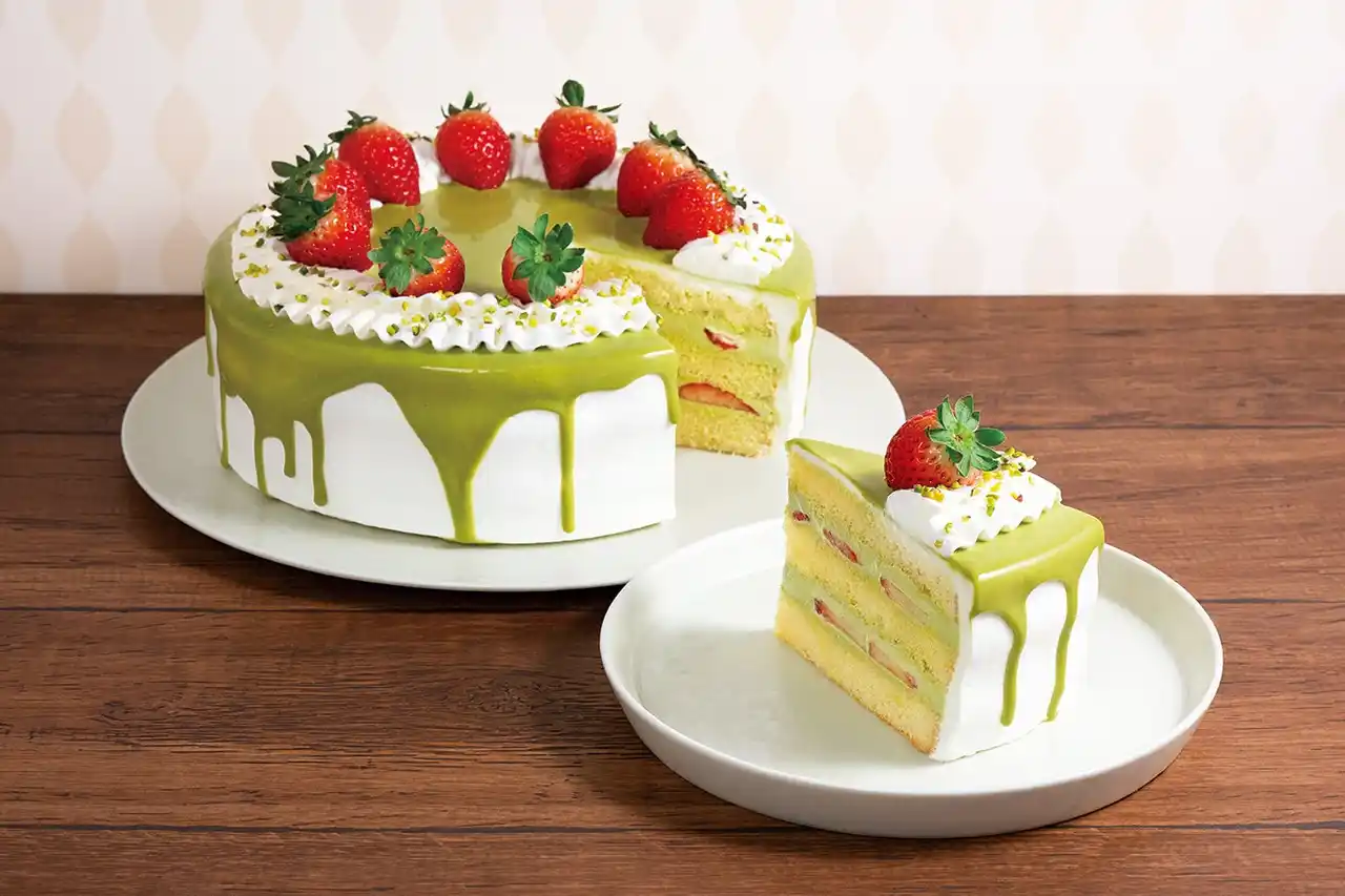 【東和フードサービス株式会社】 【椿屋珈琲・ダッキーダック】華やぐクリスマスにぴったりの「ピスタチオと苺のショートケーキ」が登場！