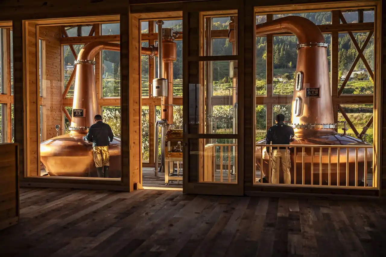 UNTOLD JAPANとdekantāがパートナーシップを発表ラグジュアリートラベルと日本のウイスキー体験の融合へ