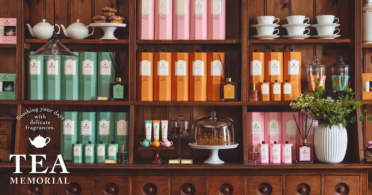 【Afternoon Tea LIVING】 紅茶の香りが人気のフレグランスシリーズ「TEA MEMORIAL」がリニューアル白桃ウーロンの香りや携帯できるアイテムなどモダンなデザインになって新登場